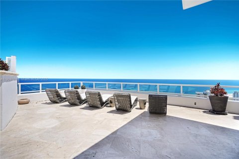 Condo in Miami Beach, Florida, 5 bedrooms  № 2013137 - photo 4