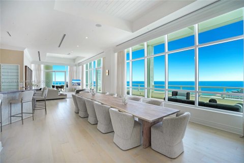Condo in Miami Beach, Florida, 5 bedrooms  № 2013137 - photo 16