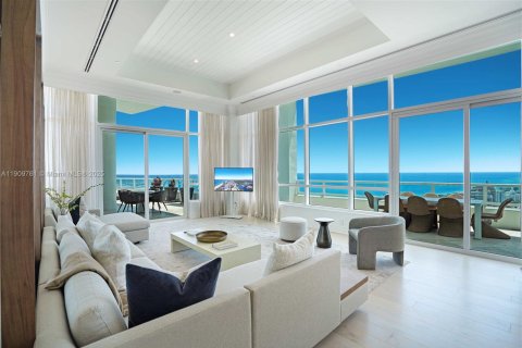 Condo in Miami Beach, Florida, 5 bedrooms  № 2013137 - photo 10