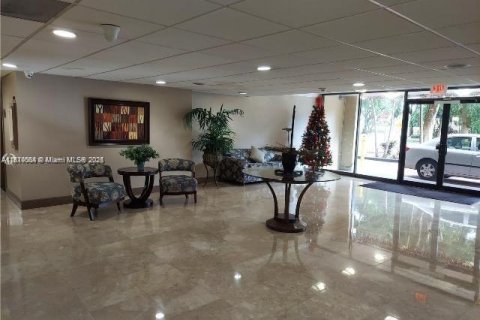 Copropriété à louer à North Miami, Floride: 1 chambre, 62.52 m2 № 1931346 - photo 5