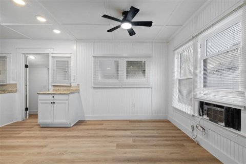 Apartment in Tampa, Florida 1 bedroom, 60.39 sq.m. № 2373364 - photo 8