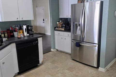 House in Mulberry, Florida 3 bedrooms, 149.02 sq.m. № 2127085 - photo 8