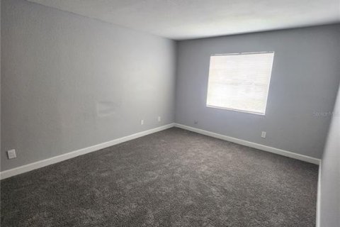 Condominio en alquiler en Brandon, Florida, 1 dormitorio, 60.2 m2 № 1276604 - foto 10