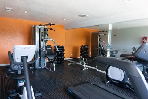 Condominio en alquiler en Brandon, Florida, 1 dormitorio, 60.2 m2 № 1276604 - foto 17