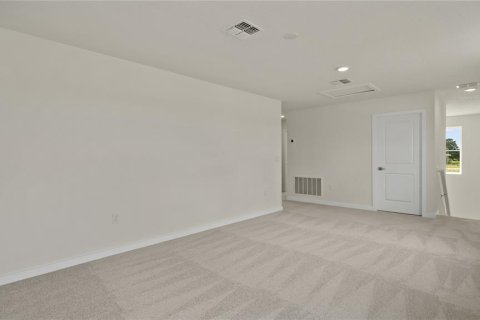 House in Winter Haven, Florida 4 bedrooms, 206.89 sq.m. № 1911318 - photo 21