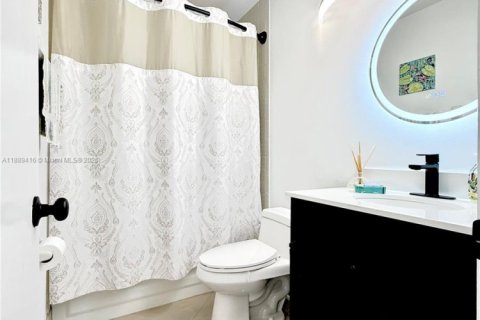 Casa en alquiler en Boca Raton, Florida, 2 dormitorios, 104.7 m2 № 1938698 - foto 9