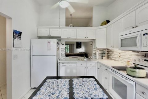 Casa en alquiler en Boca Raton, Florida, 2 dormitorios, 104.7 m2 № 1938698 - foto 6