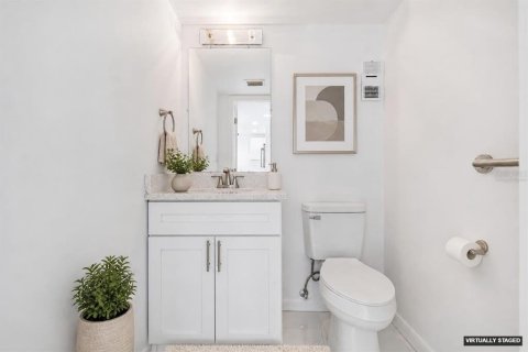 Copropriété à vendre à Treasure Island, Floride: 1 chambre, 82.22 m2 № 2134252 - photo 12