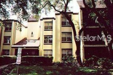 Condo in Tampa, Florida, 3 bedrooms  № 1687264 - photo 1