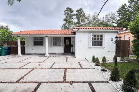 Купить виллу или дом в Майами, Флорида 3 спальни, 140.28м2, № 1932147 - фото 4