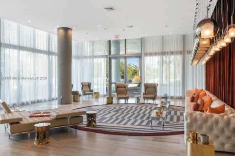 Condo in Sunrise, Florida, 2 bedrooms  № 1707576 - photo 2