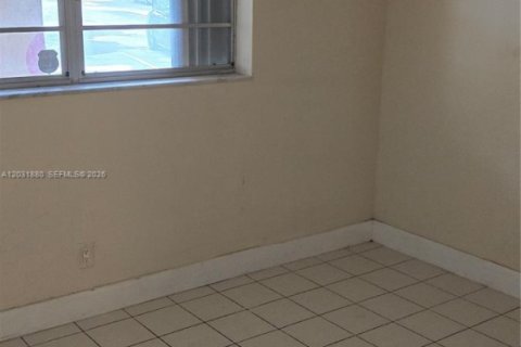 Copropriété à louer à Miami, Floride: 2 chambres, 103.68 m2 № 2181174 - photo 11