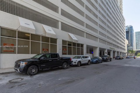 Снять в аренду кондоминиум в Майами, Флорида 39.48м2, № 1798837 - фото 4