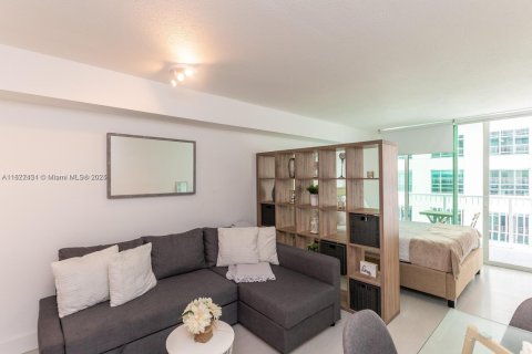 Снять в аренду кондоминиум в Майами, Флорида 39.48м2, № 1798837 - фото 27