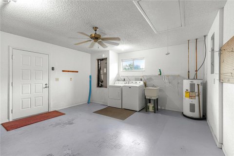 House in Ocala, Florida 2 bedrooms, 91.79 sq.m. № 2208534 - photo 24