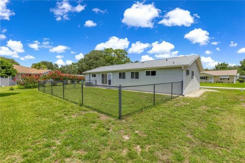 House in Ocala, Florida 2 bedrooms, 91.79 sq.m. № 2208534 - photo 25