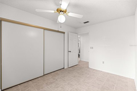 House in Ocala, Florida 2 bedrooms, 91.79 sq.m. № 2208534 - photo 15