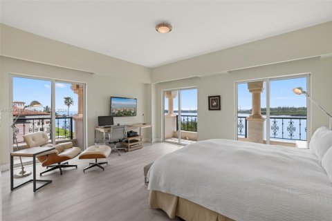 Condo in Miami Beach, Florida, 3 bedrooms  № 1859725 - photo 27