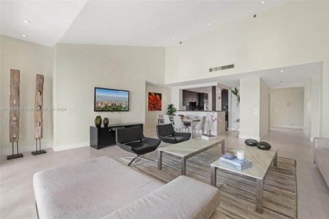 Condo in Miami Beach, Florida, 3 bedrooms  № 1859725 - photo 13
