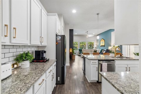 Villa ou maison à vendre à Apollo Beach, Floride: 4 chambres, 307.32 m2 № 2298424 - photo 22