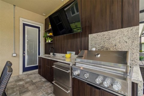 Villa ou maison à vendre à Apollo Beach, Floride: 4 chambres, 307.32 m2 № 2298424 - photo 13