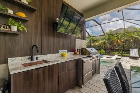 Villa ou maison à vendre à Apollo Beach, Floride: 4 chambres, 307.32 m2 № 2298424 - photo 15