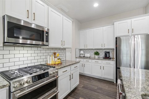 Villa ou maison à vendre à Apollo Beach, Floride: 4 chambres, 307.32 m2 № 2298424 - photo 18