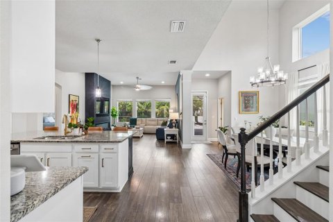 Villa ou maison à vendre à Apollo Beach, Floride: 4 chambres, 307.32 m2 № 2298424 - photo 25