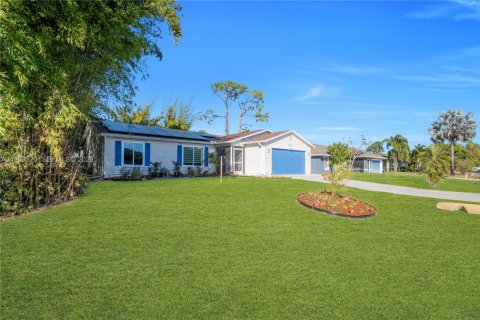 House in Fort Myers, Florida 3 bedrooms № 2026622 - photo 20