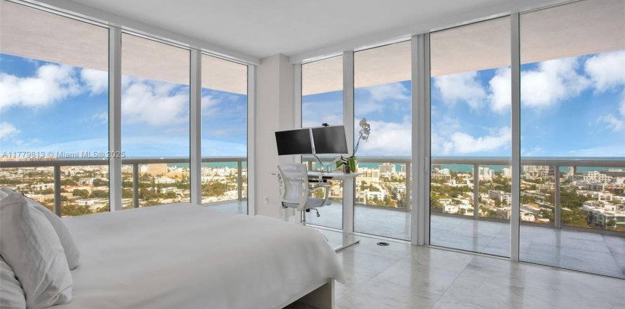 Condo à Miami Beach, Floride, 2 chambres № 1711354