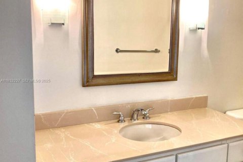 Copropriété à vendre à Miami, Floride: 1 chambre, 65.68 m2 № 1990805 - photo 5