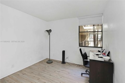 Купить кондоминиум в Авентура, Флорида 3 спальни, 128.21м2, № 2045365 - фото 21