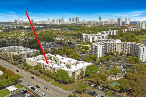 Купить кондоминиум в Авентура, Флорида 3 спальни, 128.21м2, № 2045365 - фото 3