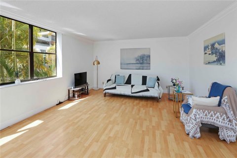 Купить кондоминиум в Авентура, Флорида 3 спальни, 128.21м2, № 2045365 - фото 10