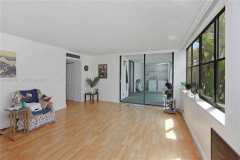 Купить кондоминиум в Авентура, Флорида 3 спальни, 128.21м2, № 2045365 - фото 12