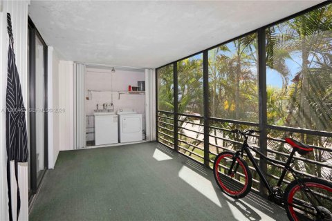 Купить кондоминиум в Авентура, Флорида 3 спальни, 128.21м2, № 2045365 - фото 13