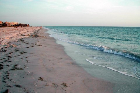 Casa en alquiler en Belleair Beach, Florida, 4 dormitorios, 282.05 m2 № 1747545 - foto 25