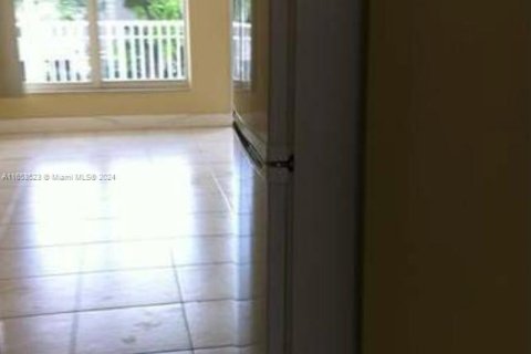 Купить кондоминиум в Майами-Бич, Флорида 32.52м2, № 1958390 - фото 5