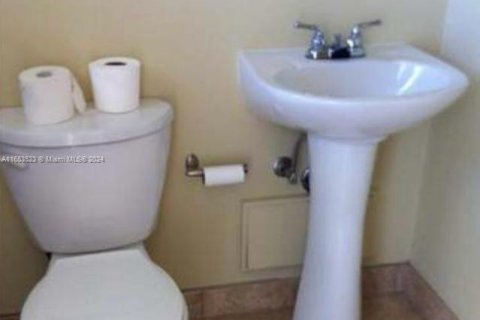 Купить кондоминиум в Майами-Бич, Флорида 32.52м2, № 1958390 - фото 8