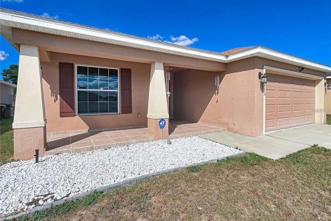 Casa en alquiler en Winter Haven, Florida, 4 dormitorios, 158.58 m2 № 1811041 - foto 2