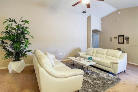 Casa en alquiler en Winter Haven, Florida, 4 dormitorios, 158.58 m2 № 1811041 - foto 4