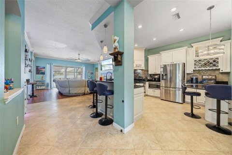 Купить виллу или дом в Ривервью, Флорида 15 комнат, 304.53м2, № 1899263 - фото 24