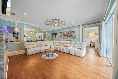 Купить виллу или дом в Ривервью, Флорида 15 комнат, 304.53м2, № 1899263 - фото 29