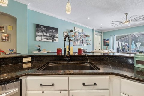 Купить виллу или дом в Ривервью, Флорида 15 комнат, 304.53м2, № 1899263 - фото 23