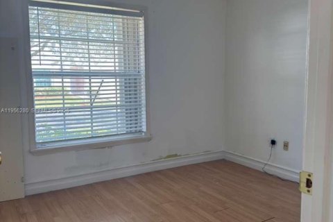 Villa ou maison à vendre à Homestead, Floride: 2 chambres, 98.2 m2 № 2011895 - photo 12