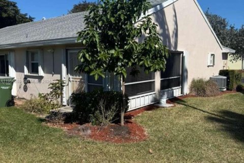 Villa ou maison à vendre à Homestead, Floride: 2 chambres, 98.2 m2 № 2011895 - photo 19