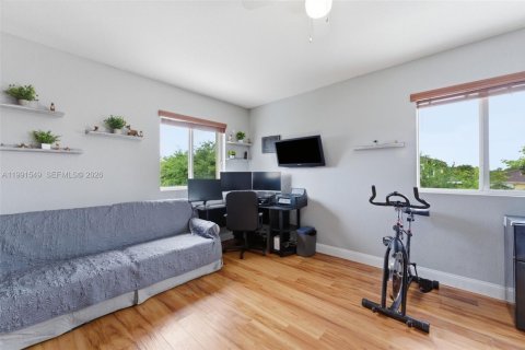 Купить виллу или дом в Хомстед, Флорида 5 спален, 199.37м2, № 2052683 - фото 18