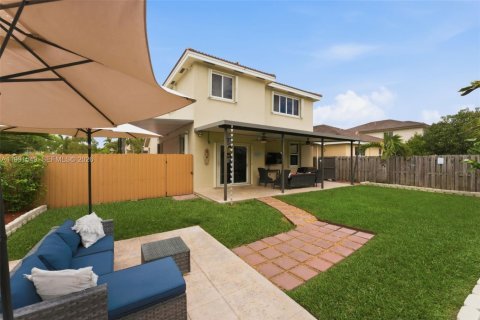 Купить виллу или дом в Хомстед, Флорида 5 спален, 199.37м2, № 2052683 - фото 21