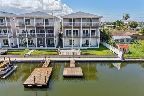 Adosado en alquiler en Hudson, Florida, 3 dormitorios, 160.54 m2 № 1912421 - foto 3