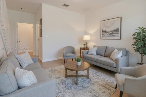 Купить таунхаус в Хомстед, Флорида 3 спальни, 123.37м2, № 1970875 - фото 13